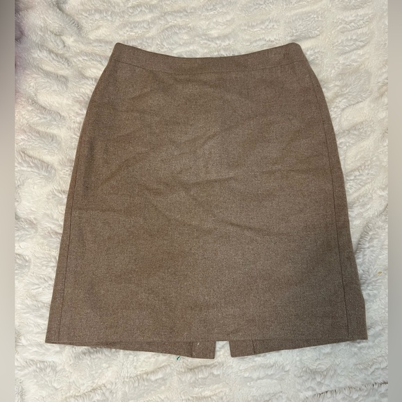 J. Crew The Pencil Skirt Size 6 - Picture 1 of 7